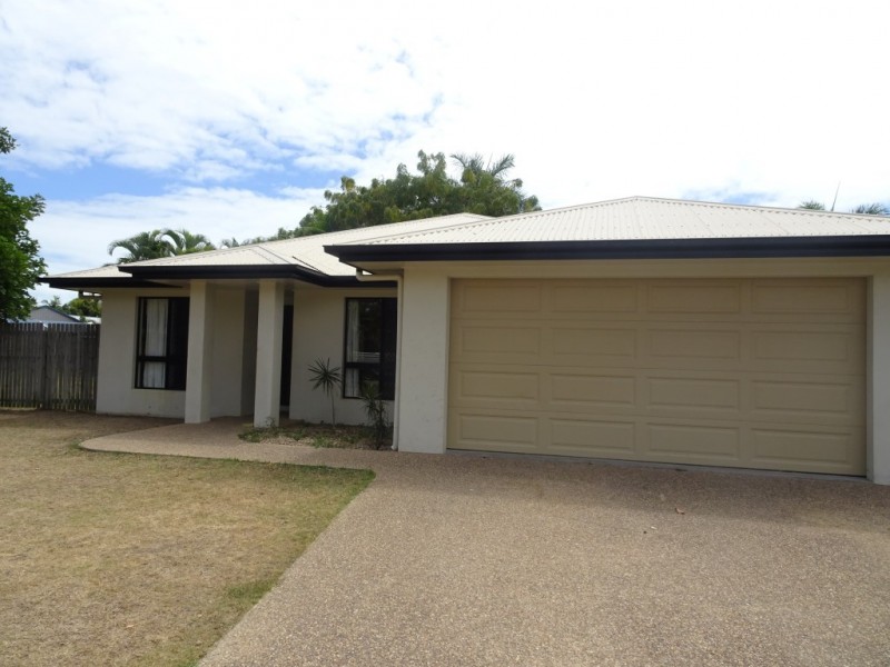 5  Gernika Court, Bushland Beach QLD 4818