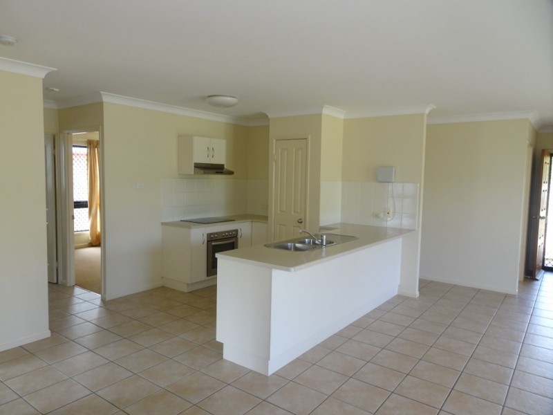 5  Gernika Court, Bushland Beach QLD 4818