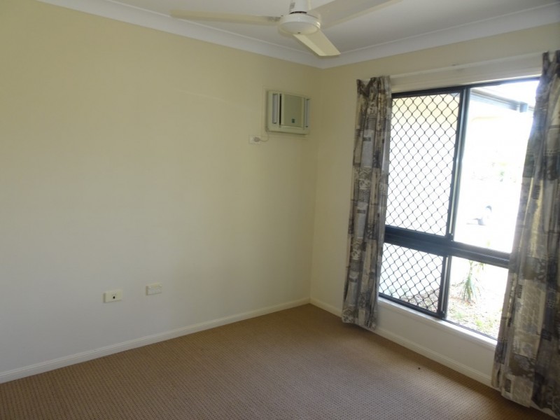 5  Gernika Court, Bushland Beach QLD 4818