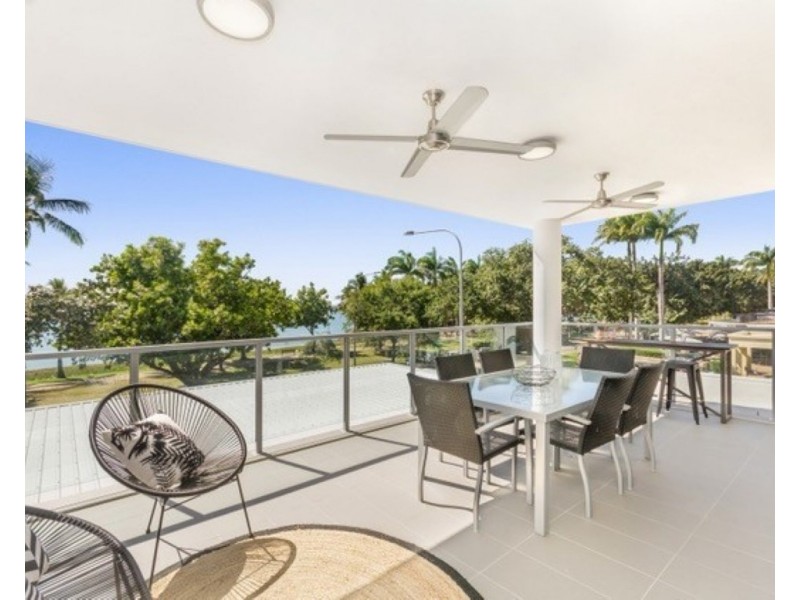 1/62  The Strand, North Ward QLD 4810