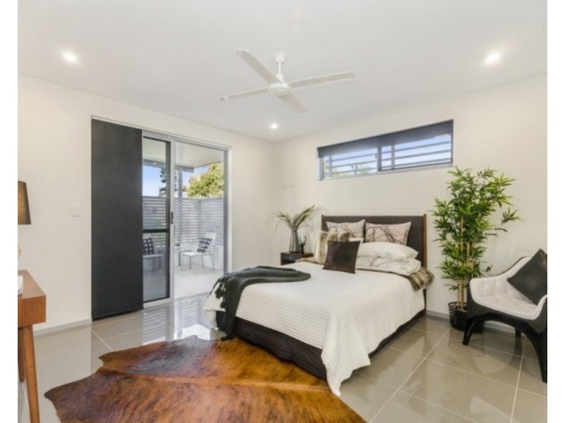 1/62  The Strand, North Ward QLD 4810
