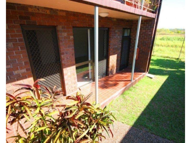 28/16  Old Common Road, Belgian Gardens QLD 4810