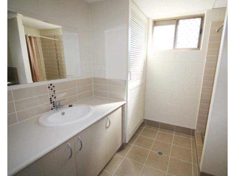 28/16  Old Common Road, Belgian Gardens QLD 4810