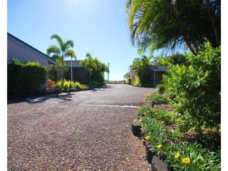 28/16  Old Common Road, Belgian Gardens QLD 4810