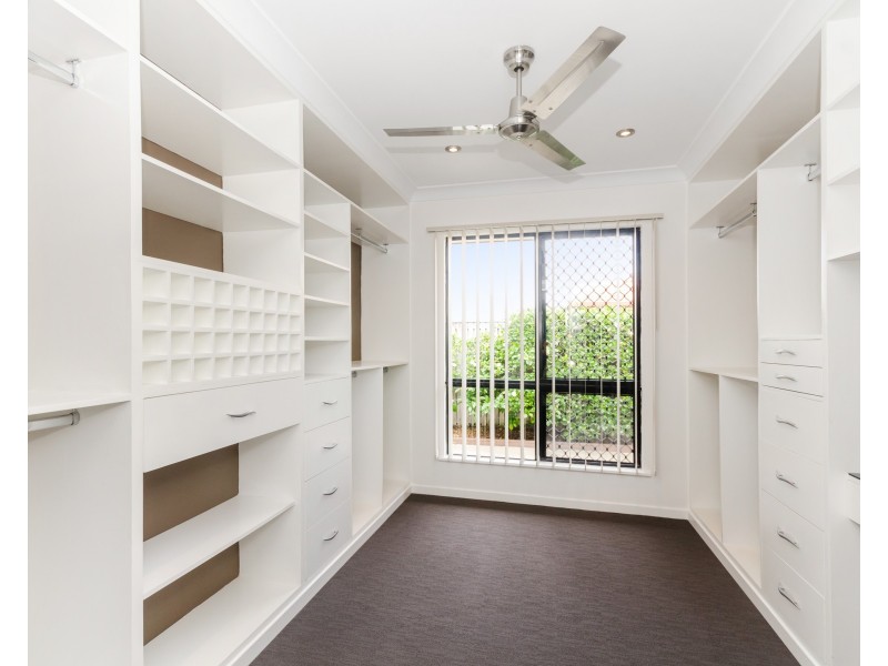 26 Anchorage Circuit, Bushland Beach QLD 4818