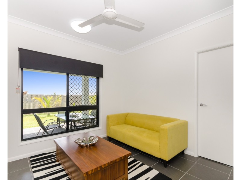 42 Barklya Street, Mount Low QLD 4818