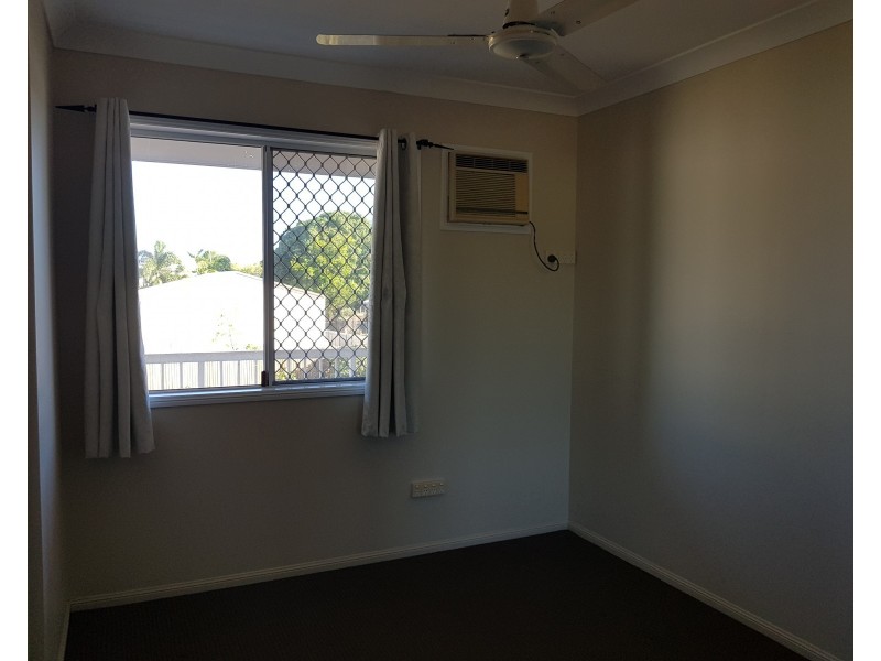 4/11 Second Avenue, Railway Estate QLD 4810