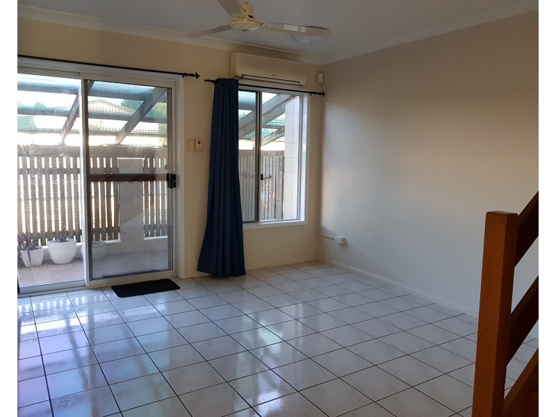 4/11 Second Avenue, Railway Estate QLD 4810