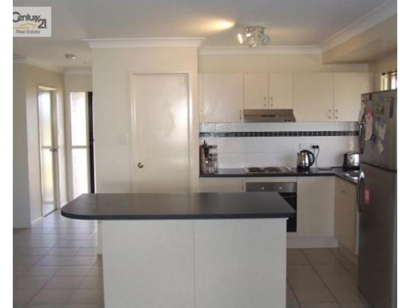 2 Romboli Court, Burdell QLD 4818