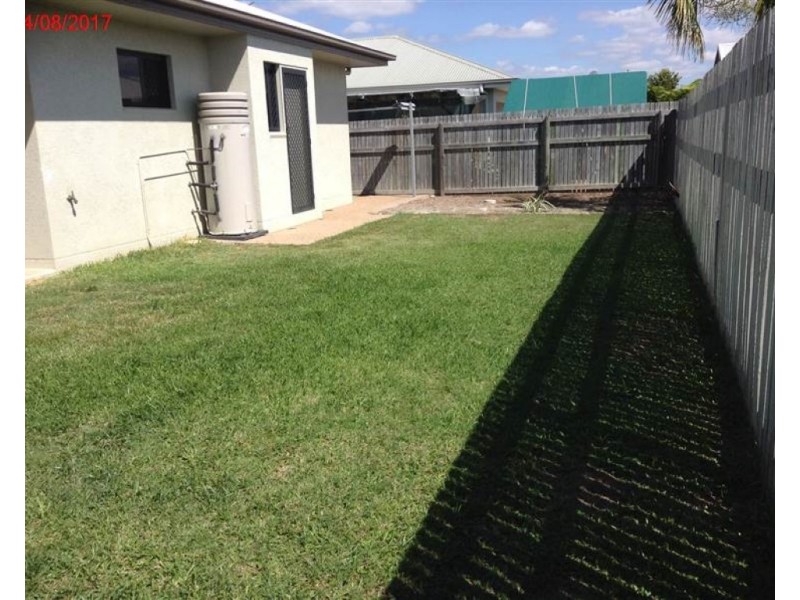 25  Hollanders Crescent, Kelso QLD 4815