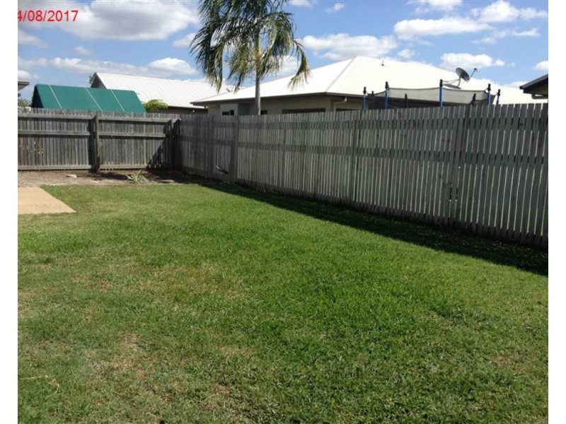 25  Hollanders Crescent, Kelso QLD 4815