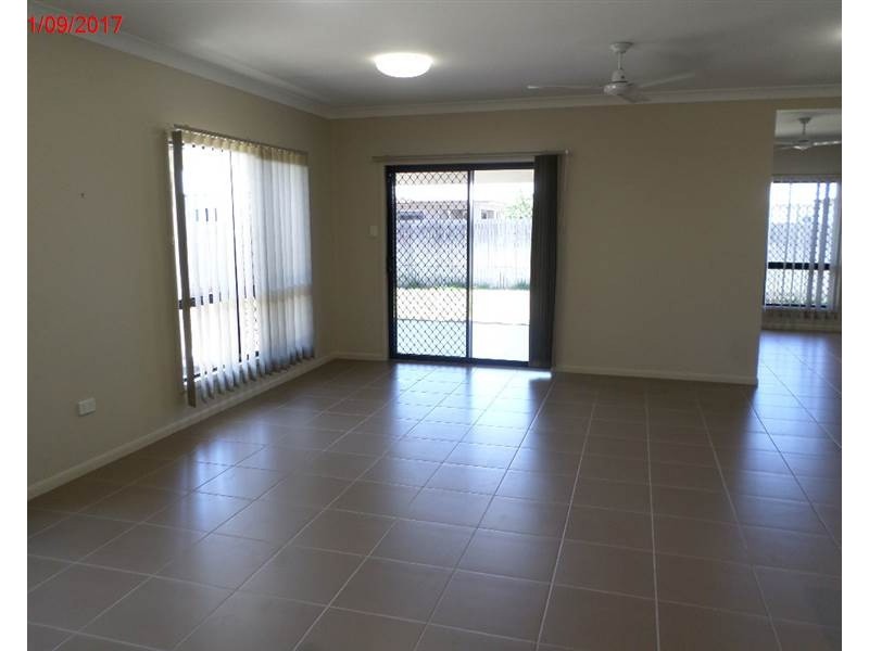 14 River Parks Boulevard, Kelso QLD 4815