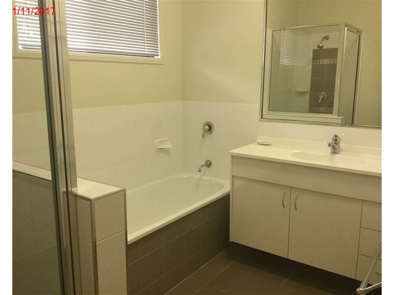 5 Mackenzie Lane, Kelso QLD 4815