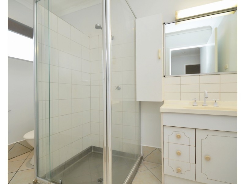 2/17 Crowder Street, Garbutt QLD 4814