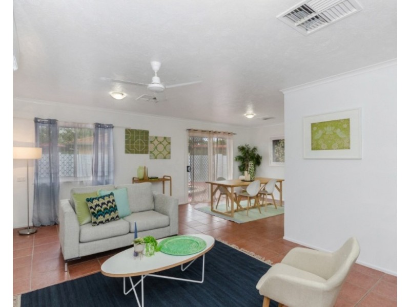 438 Bayswater Road, Mount Louisa QLD 4814