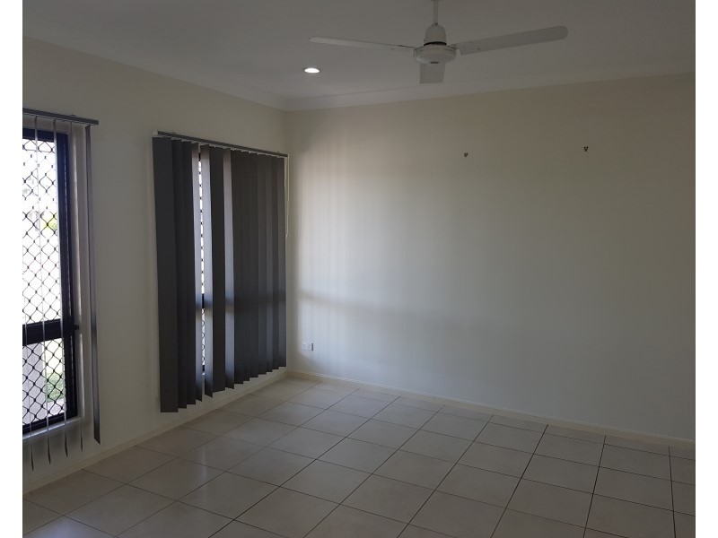 9 Broadwater Ave, Bohle Plains QLD 4817