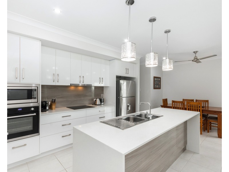 10 Wainscot Street, Shaw QLD 4818