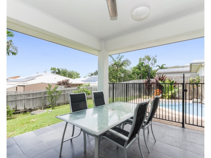 20 Monte Visto Court, Mount Louisa QLD 4814