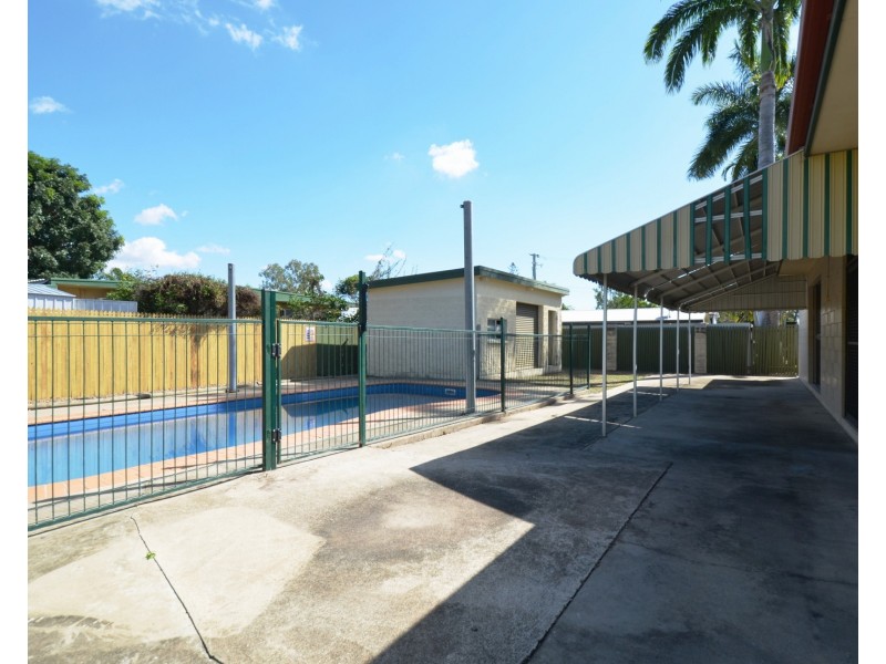 143 Miles Avenue, Kelso QLD 4815