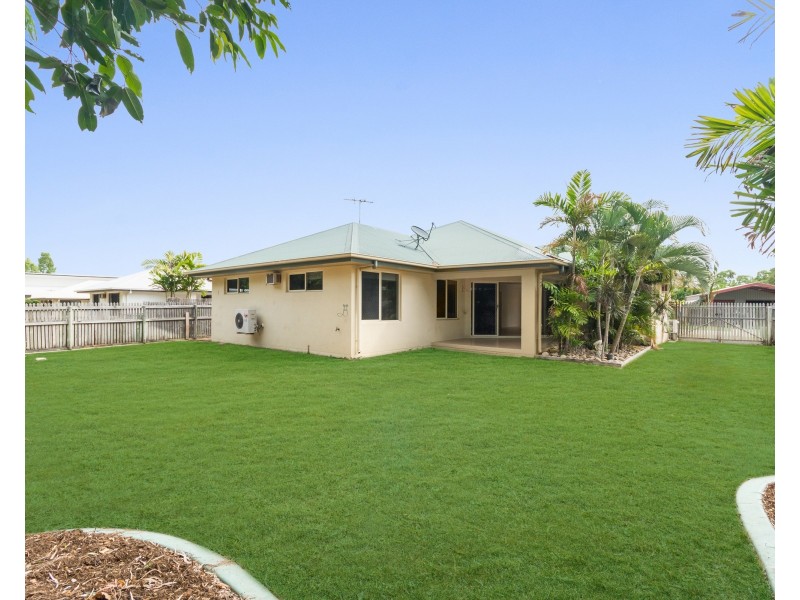 26 Seabrook Circuit, Bushland Beach QLD 4818