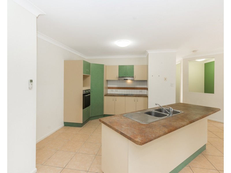 26 Seabrook Circuit, Bushland Beach QLD 4818