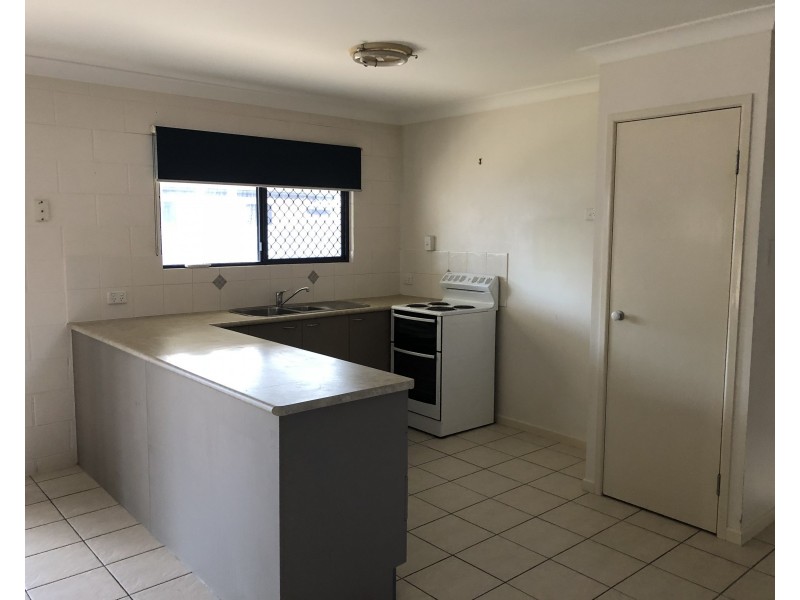 16 Noscov Crescent, Kelso QLD 4815