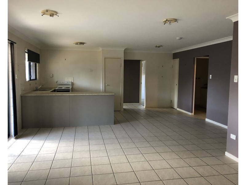 16 Noscov Crescent, Kelso QLD 4815