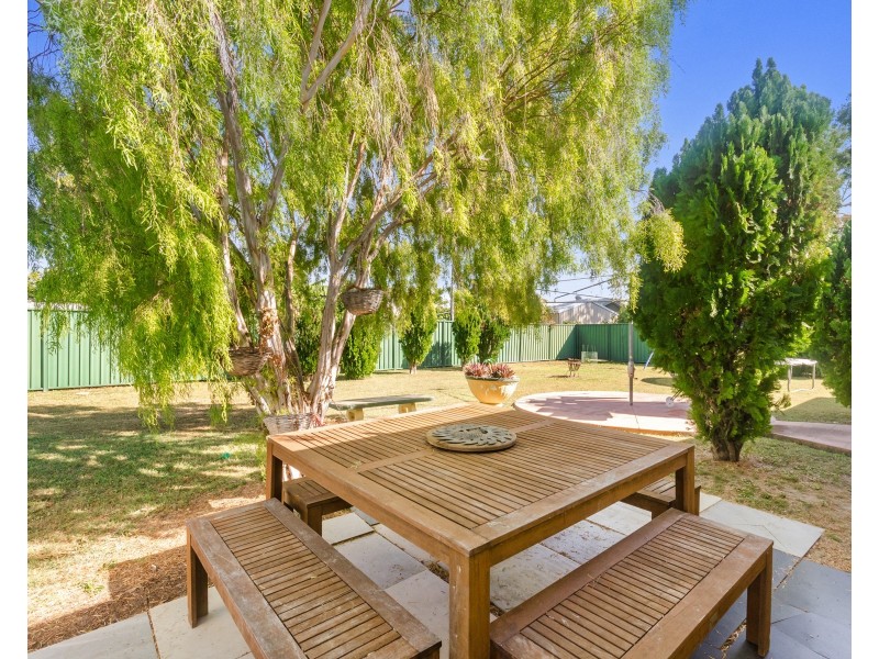 74 Kern Brothers Drive, Kirwan QLD 4817