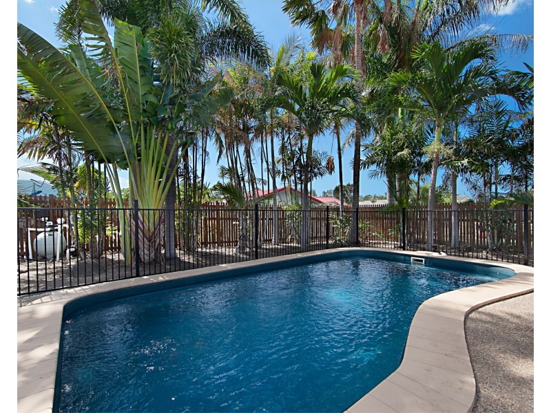 10 Buller Close, Mount Louisa QLD 4814