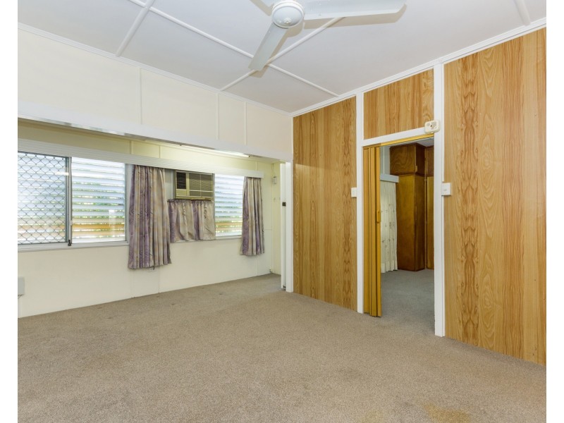 8 Goodwin Street, Currajong QLD 4812