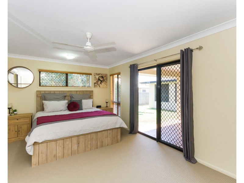 8 Buller Close, Mount Louisa QLD 4814