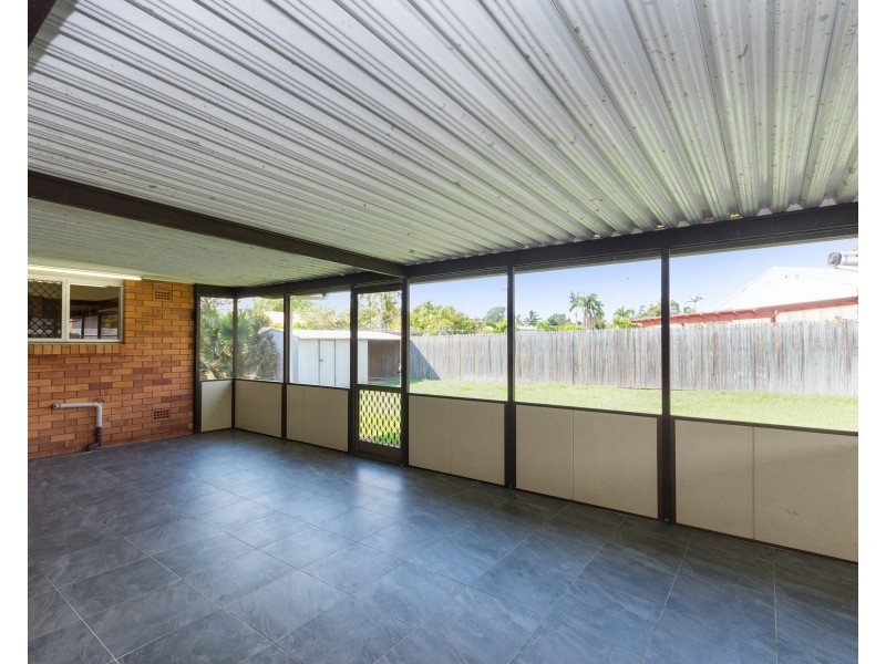 4 Bambil Court, Mount Louisa QLD 4814