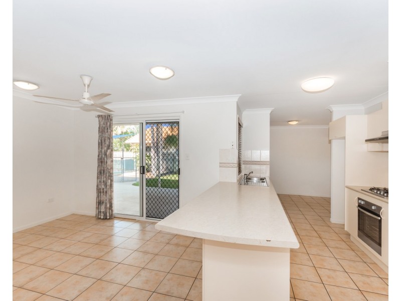 9 Laguna Ave, Kirwan QLD 4817