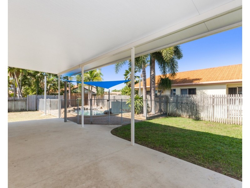 9 Laguna Ave, Kirwan QLD 4817