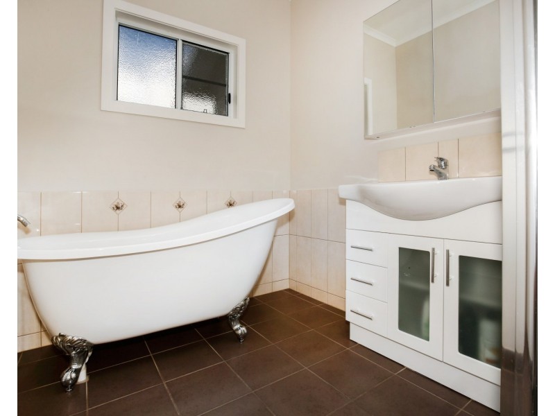 30 Woodcote Bend, Shaw QLD 4818