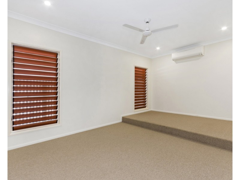 24 Dunlop Street, Kelso QLD 4815