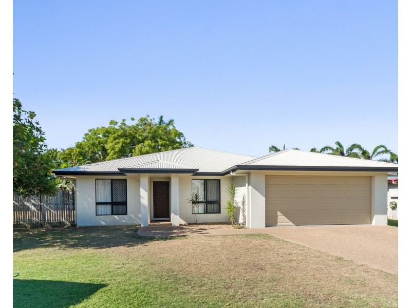 5 Gernika Court, Bushland Beach QLD 4818