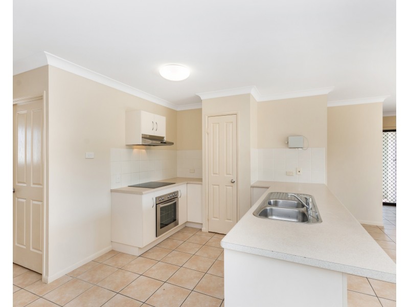 5 Gernika Court, Bushland Beach QLD 4818