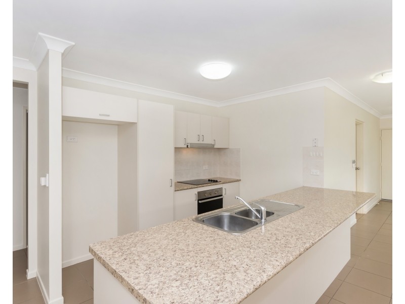20 Lochern Way, Bushland Beach QLD 4818