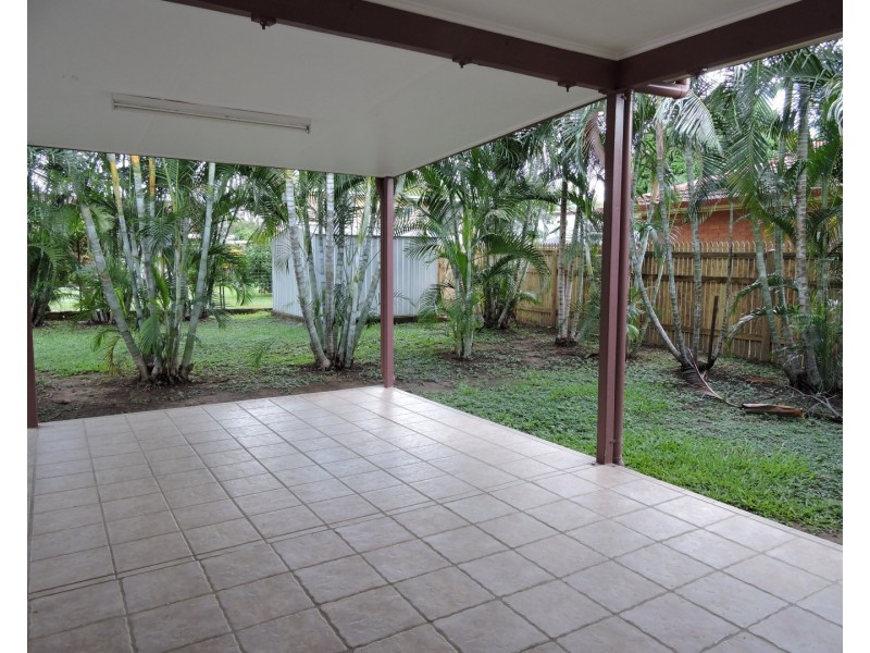 15 Poplar Street, Kirwan QLD 4817