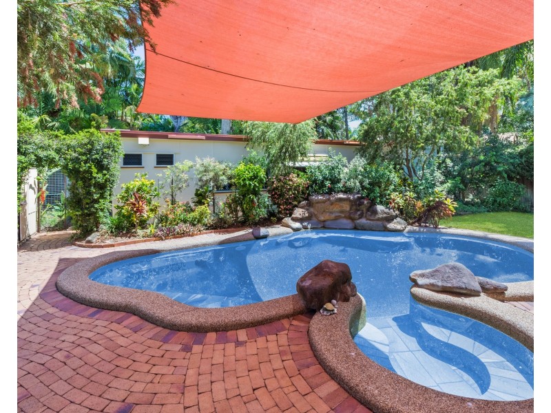 14 Chapman Street, Mysterton QLD 4812