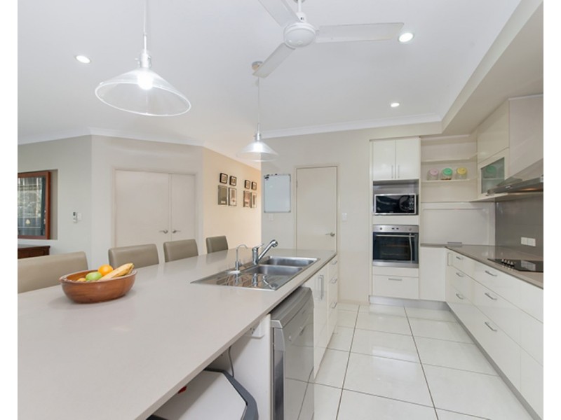 7 Saba Street, Burdell QLD 4818