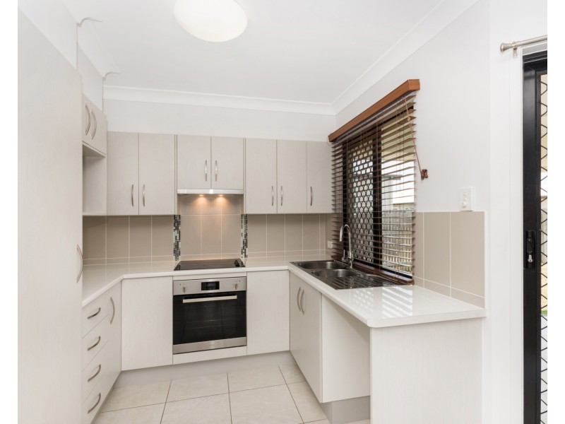 25 Sunburst Street, Mount Low QLD 4818