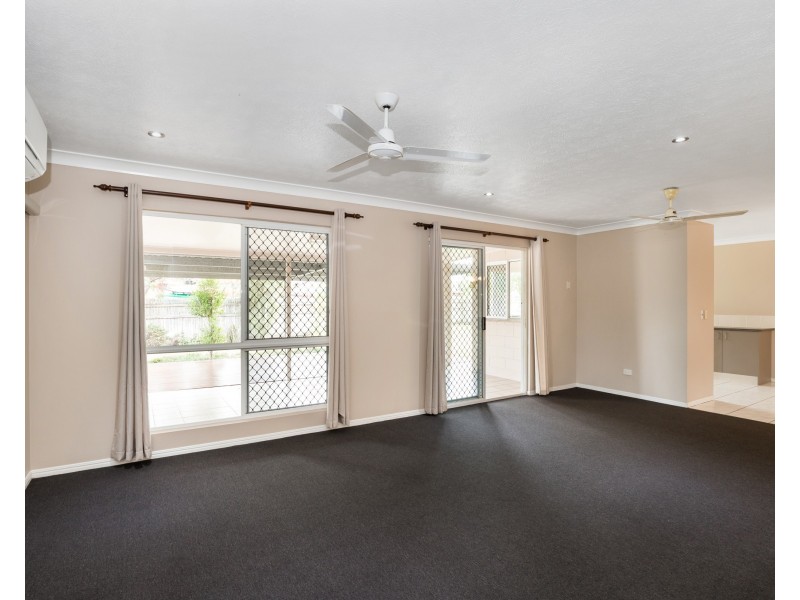 42 Chiquita Avenue, Rasmussen QLD 4815