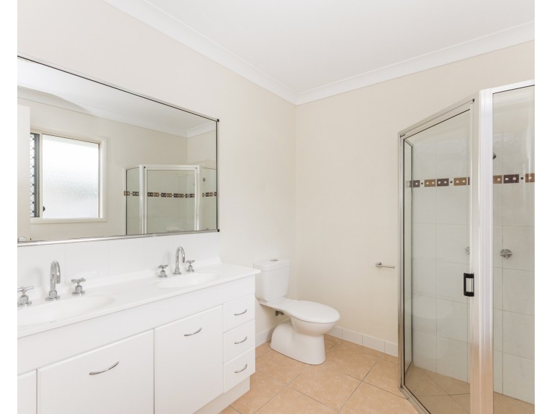 26 Seabrook Circuit, Bushland Beach QLD 4818