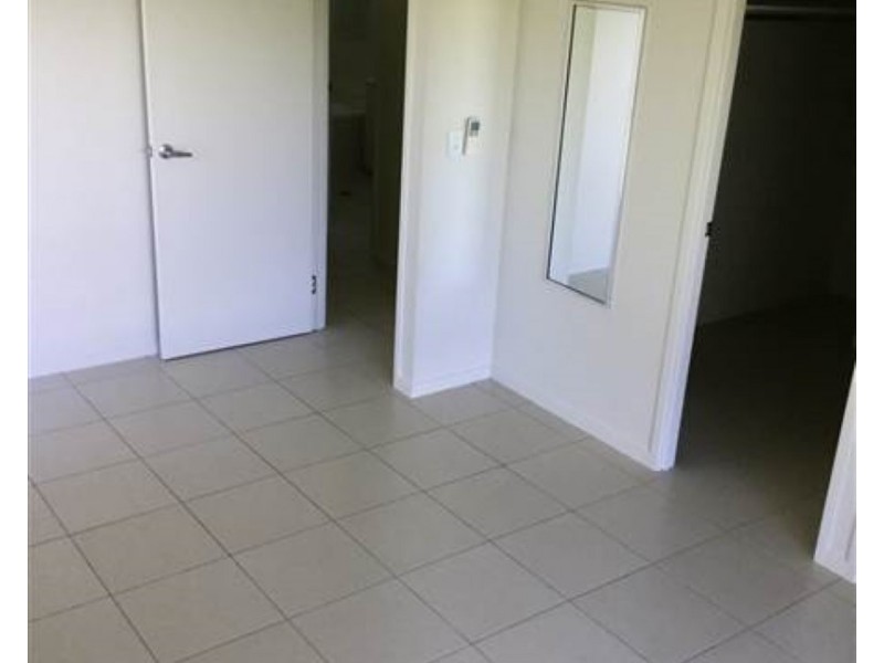 7  Shoalhaven Cct, Bohle Plains QLD 4817