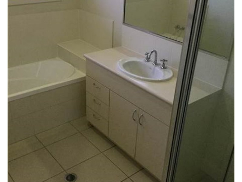 7  Shoalhaven Cct, Bohle Plains QLD 4817