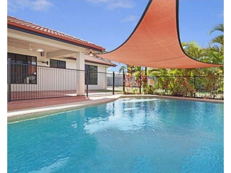 12 Squires Crescent, Kirwan QLD 4817