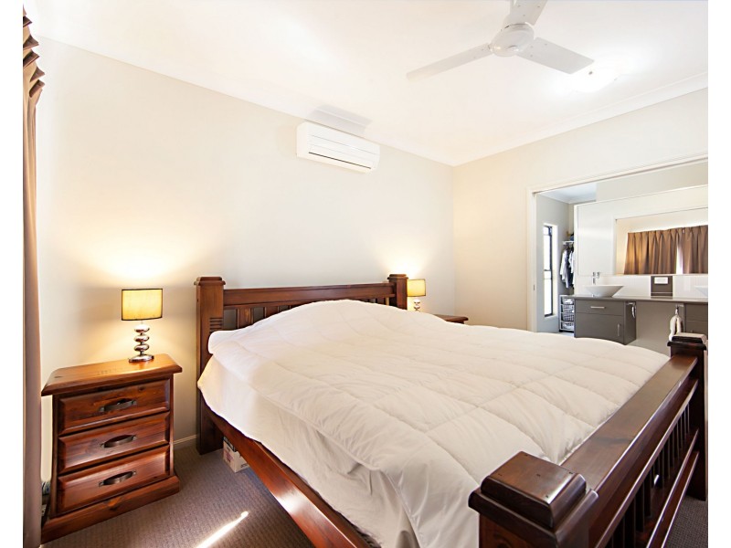 14 Oculina Street, Burdell QLD 4818