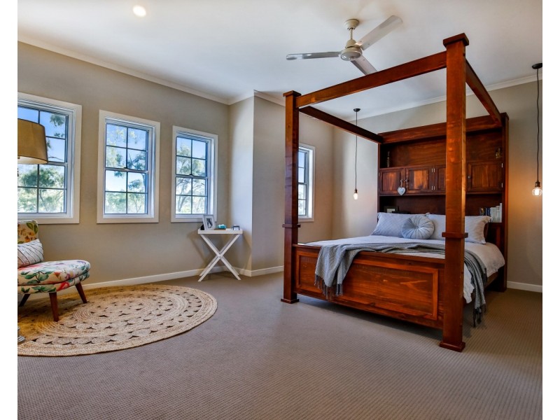 30 Woodcote Bend, Shaw QLD 4818